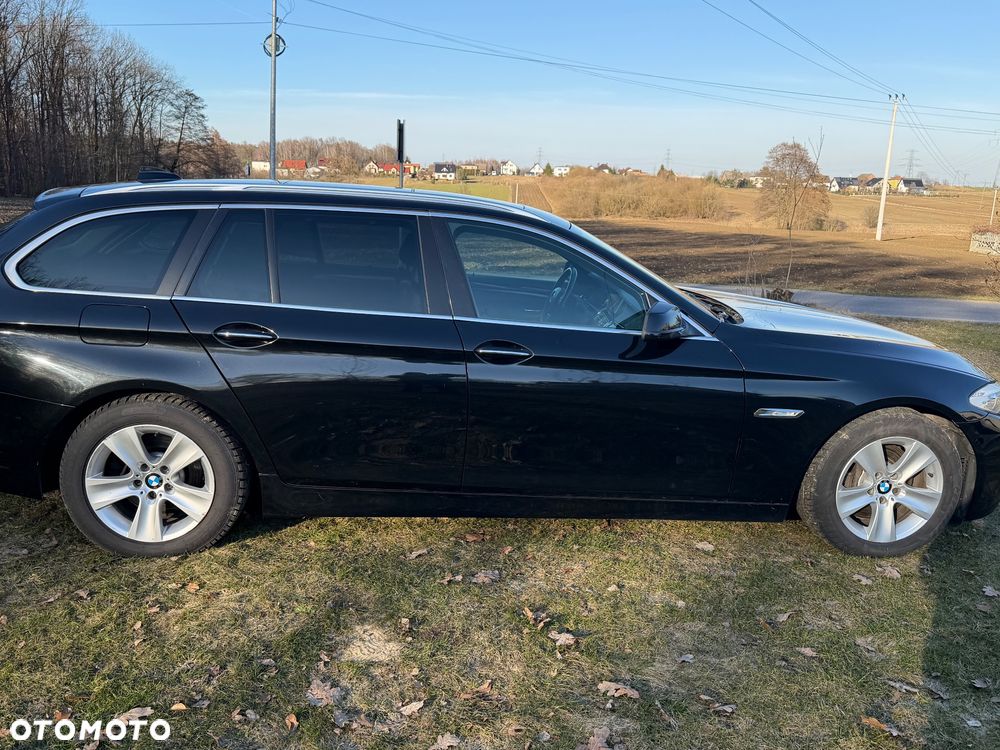 BMW Seria 5 525d - 7