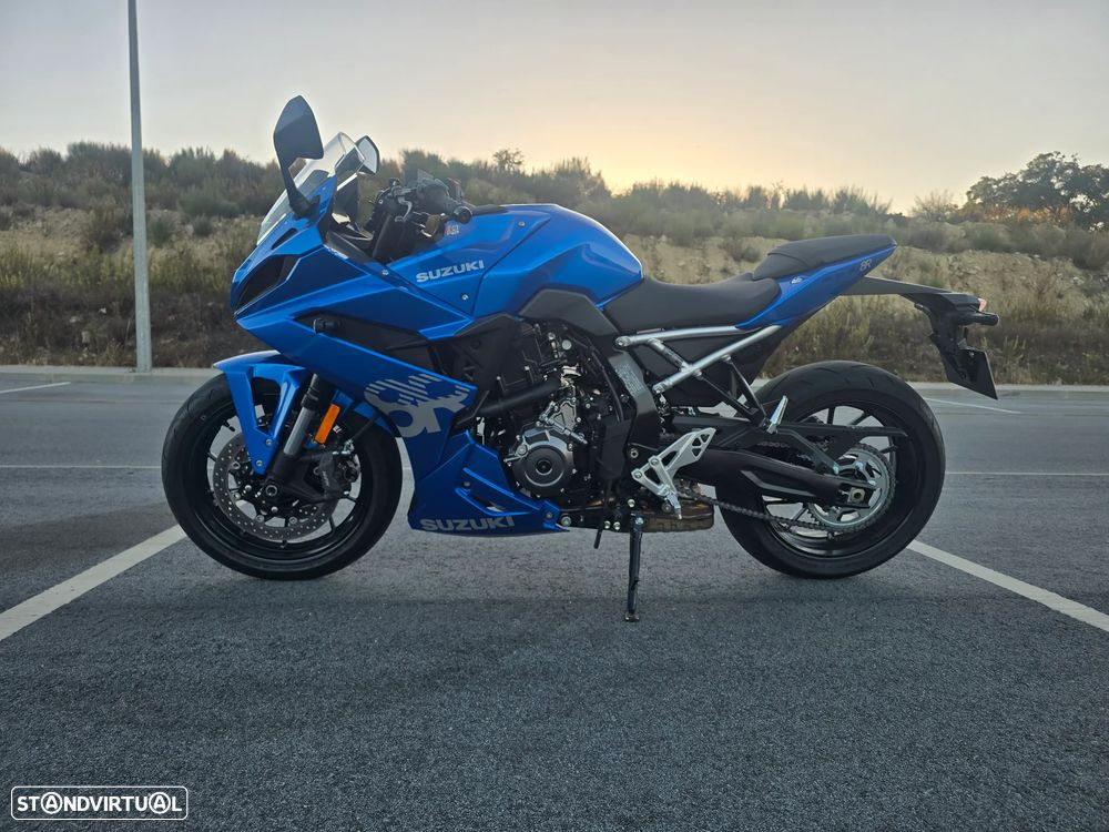 Suzuki GSX-R 800 2026 - 8