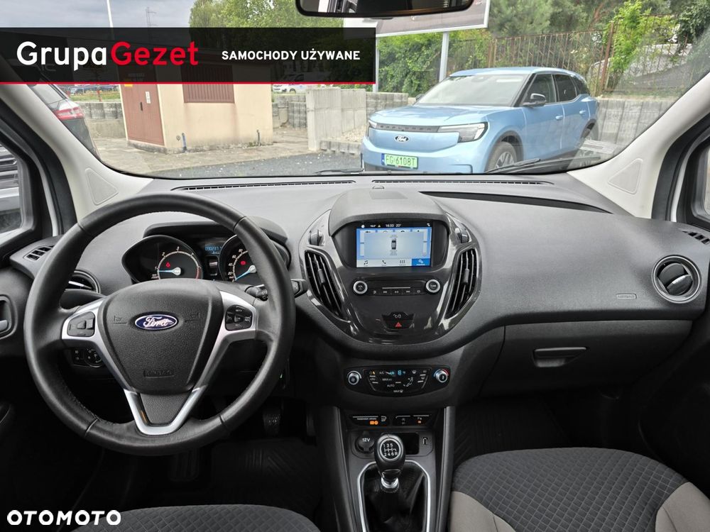 Ford Tourneo Courier - 10