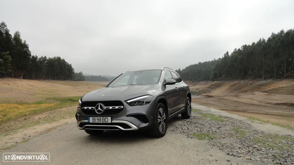 Mercedes-Benz GLA 250 - 4