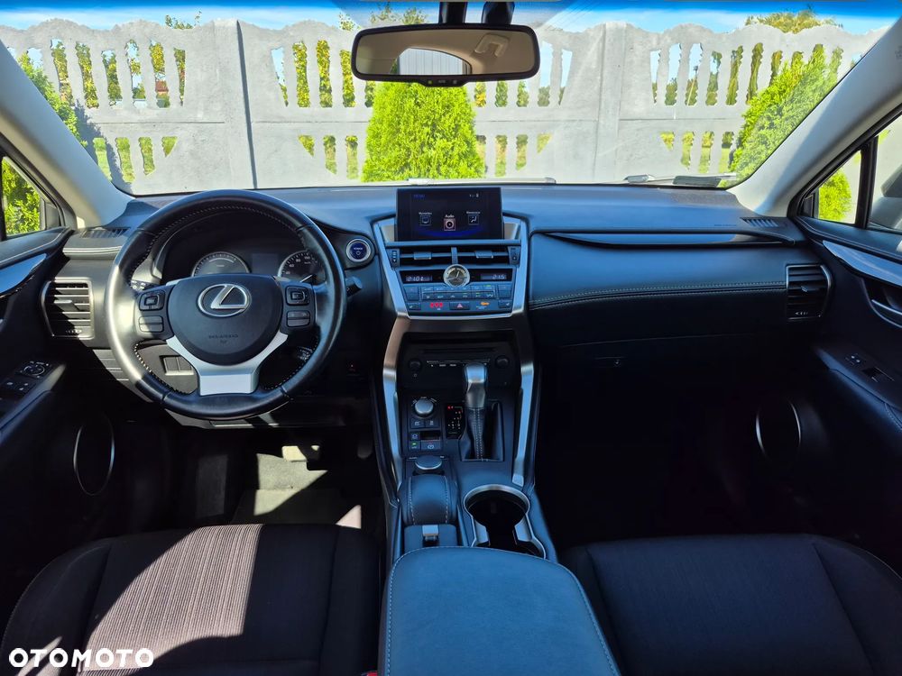 Lexus NX 300h Elite AWD - 9