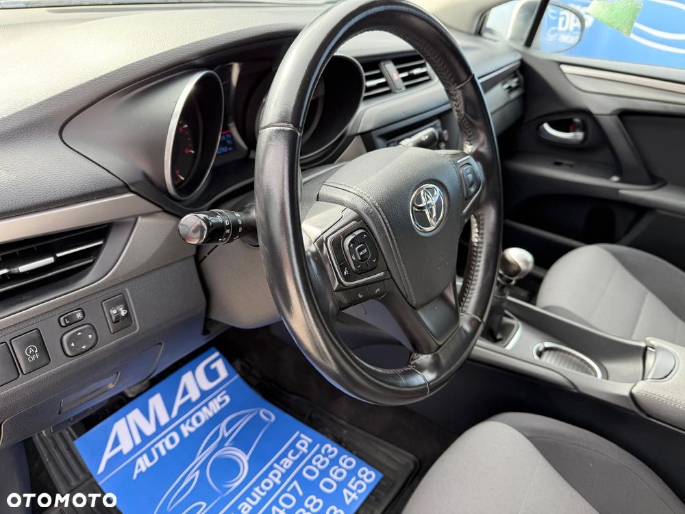 Toyota Avensis 1.6 D-4D Active - 14