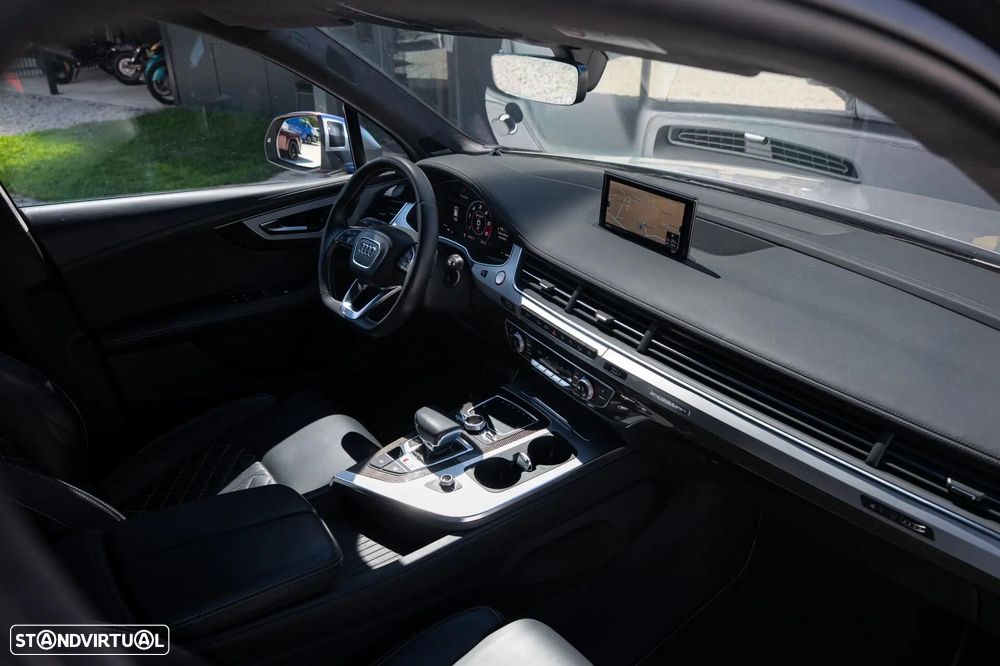 Audi SQ7 4.0 TDI V8 quattro Tiptronic 7L — fotografia 6