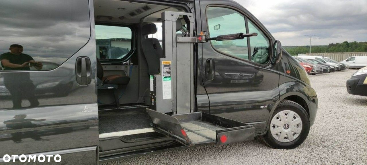 Opel Vivaro - 2