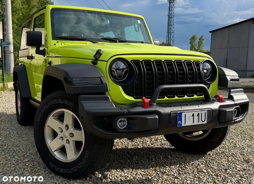 Jeep Wrangler - 16