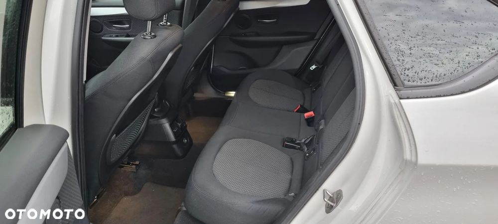 BMW Seria 2 216d Advantage - 10