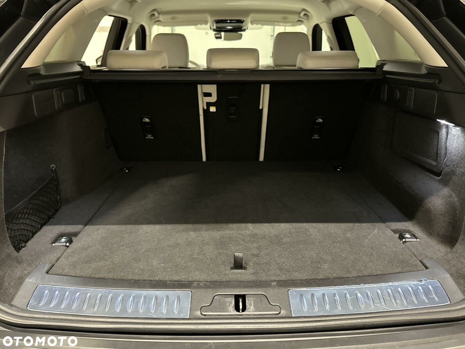 Land Rover Range Rover Velar - 23
