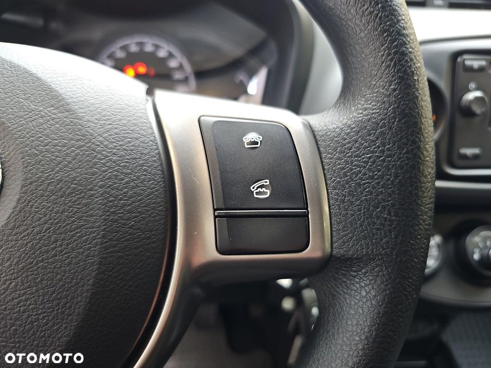 Toyota Yaris 1.5 Active - 12