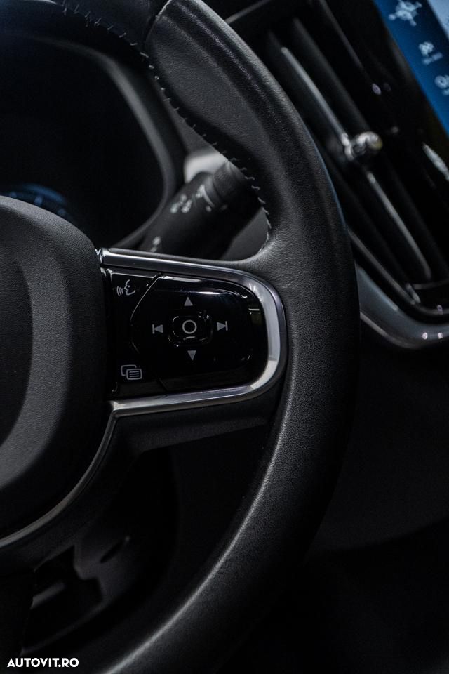 Volvo S90 D4 Geartronic Momentum Pro - 19