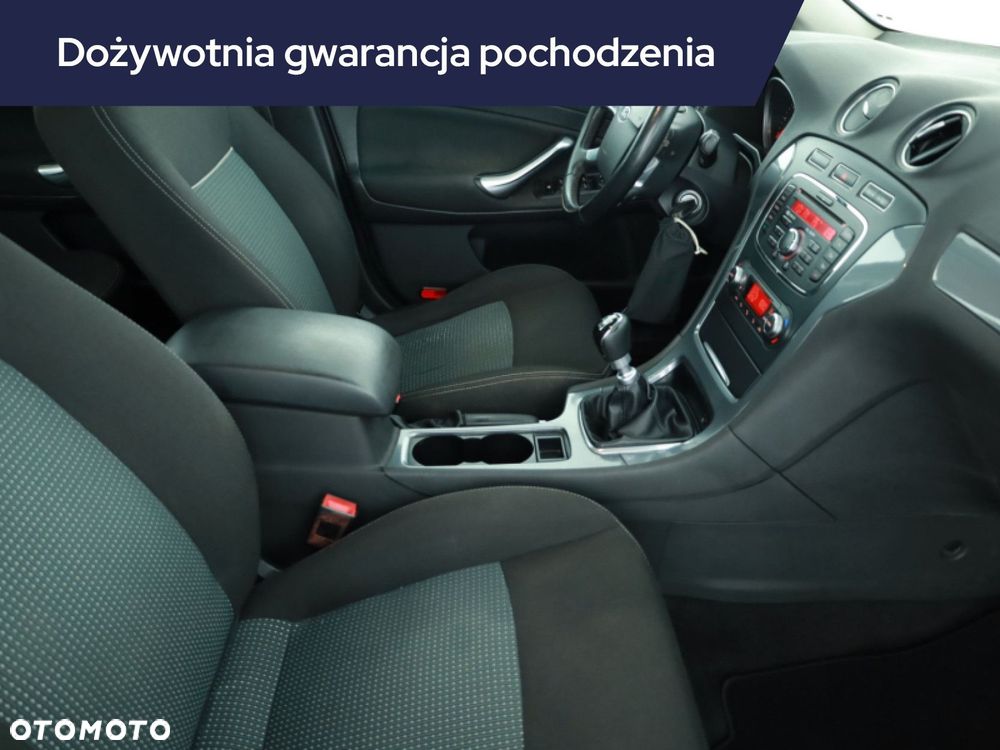 Ford Mondeo SW - 9