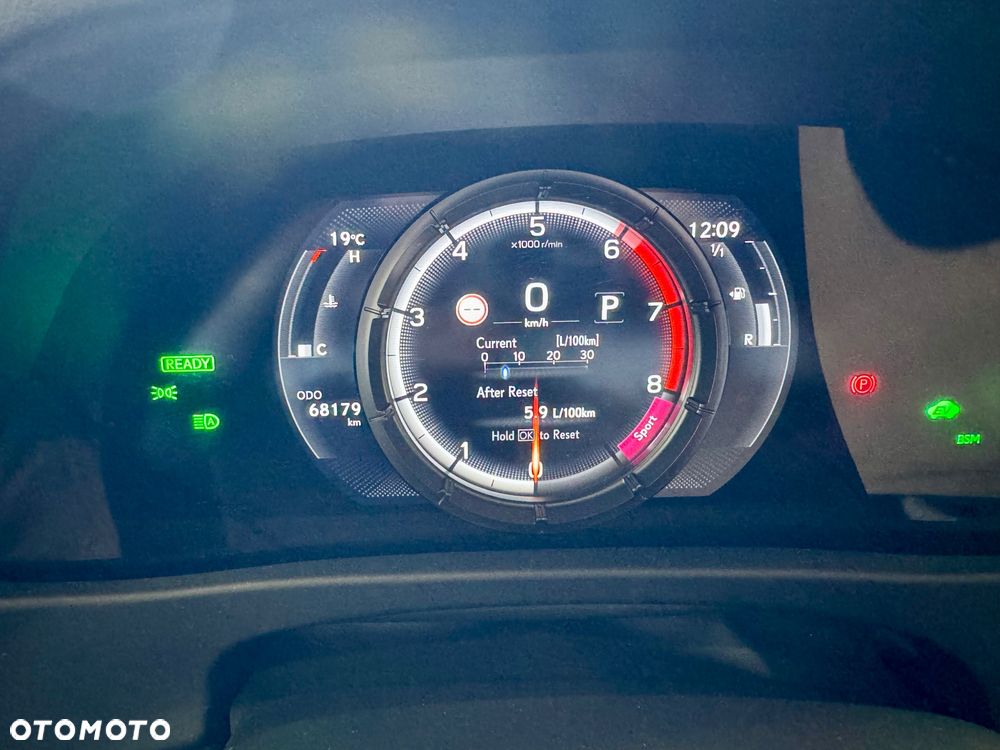 Lexus UX 250h GPF F Sport AWD - 17