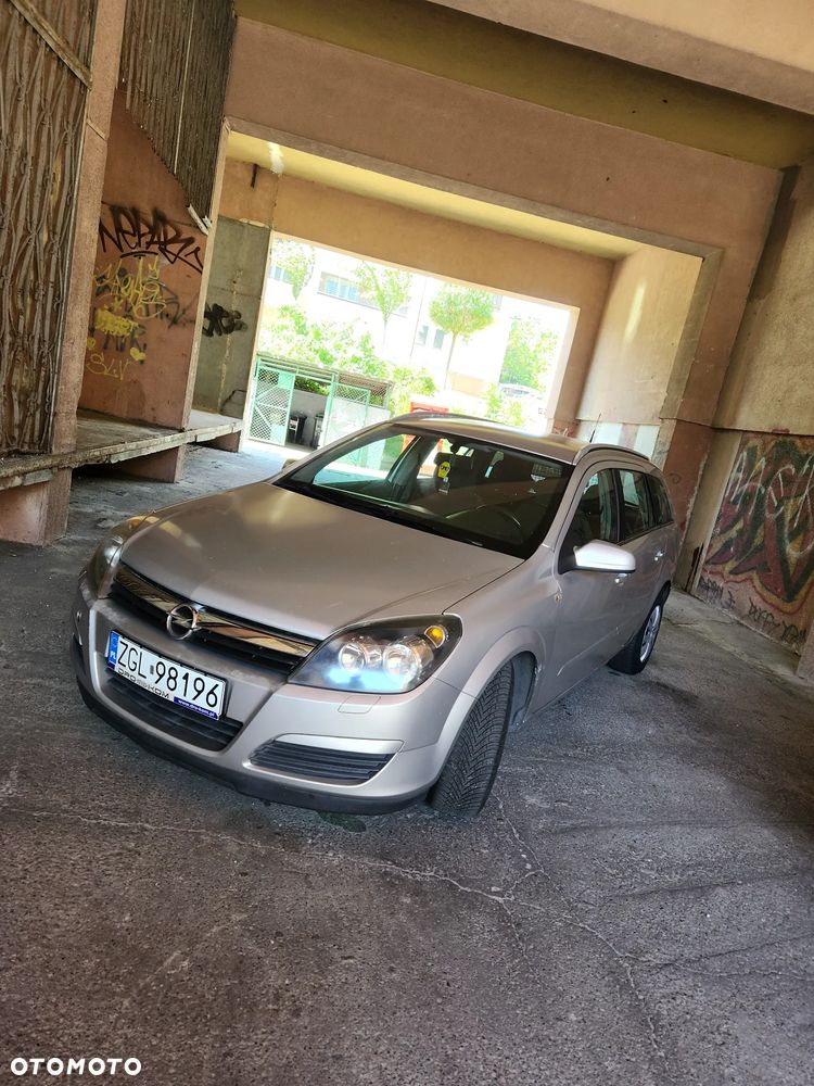 Opel Astra 1.6 Edition Plus - 1