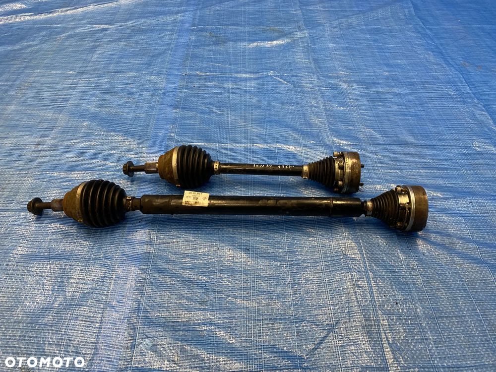 PÓŁOŚ PÓŁ OŚ PRAWY PRAWA LEWY LEWA PRZÓD PRZEDNIA  KRÓTKA DŁUGA  AUDI A3 8V GOLF VII SEAT SKODA 1.4TFSI 1.4TSI 5Q0407271A 5Q0407272C - 5