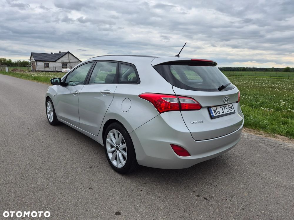 Hyundai i30 1.6 CRDi Comfort - 3