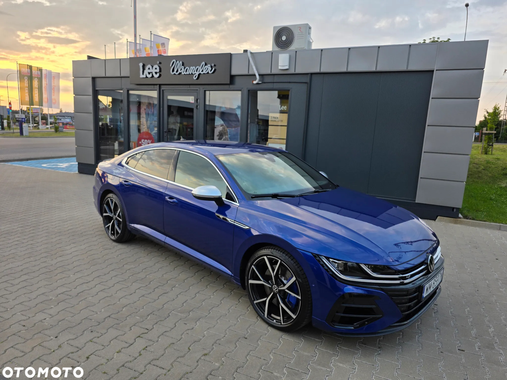 Volkswagen Arteon 2.0 TSI 4Motion R DSG - 39