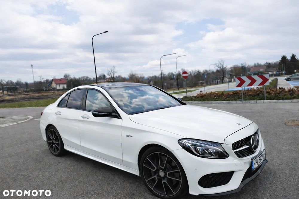 Mercedes-Benz Klasa C AMG 43 4-Matic - 3