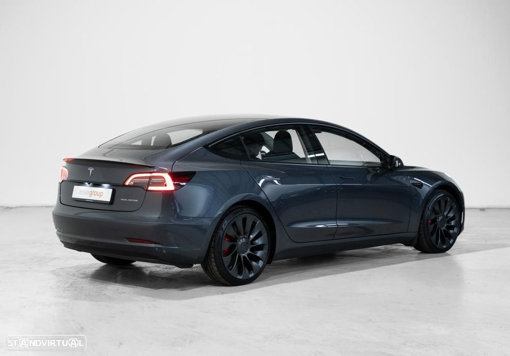 Tesla Model 3 Long Range AWD Dual Motor Performance - 4