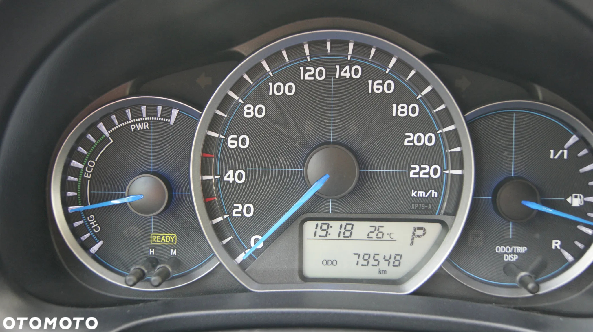 Toyota Yaris Hybrid 100 Dynamic - 14