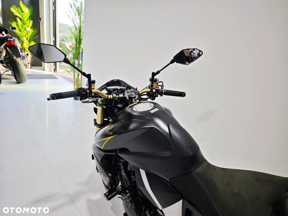 Honda CB - 19