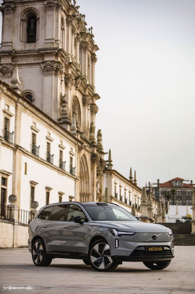 Volvo EX90 Twin Performance AWD Plus (7L) - 16