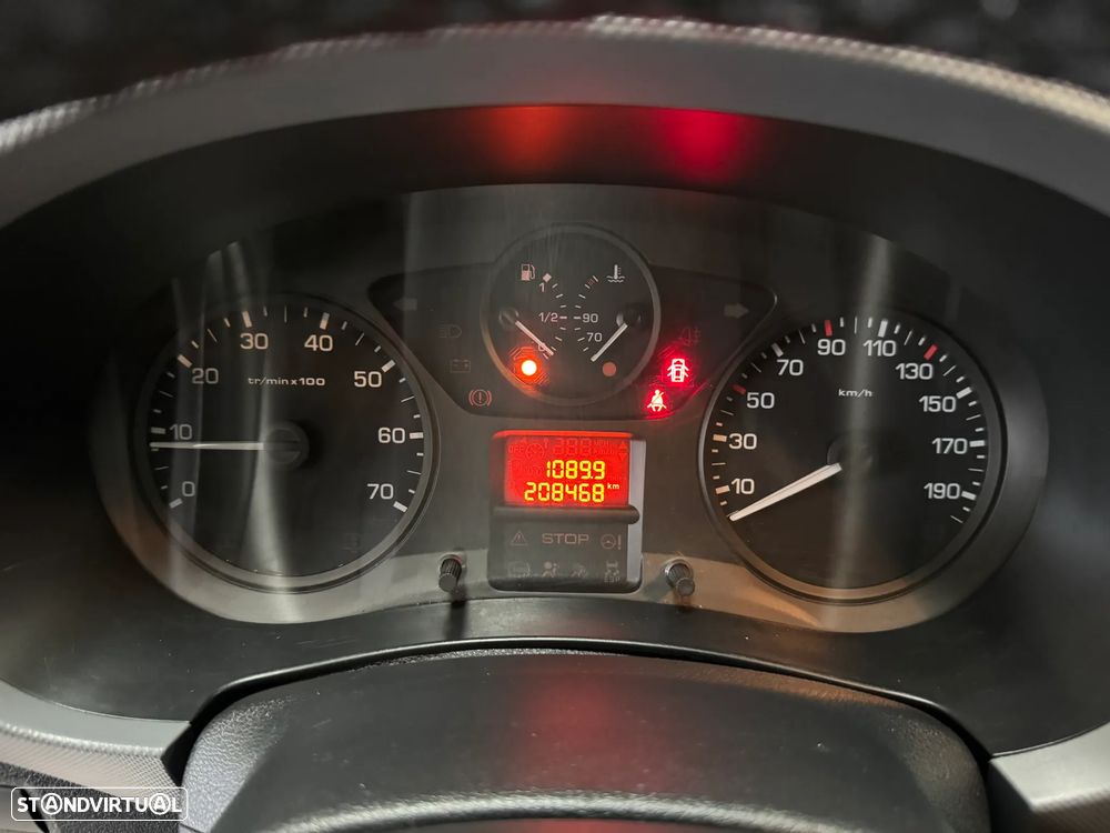 Peugeot Partner 1.6 Hdi 3L Longa - 15