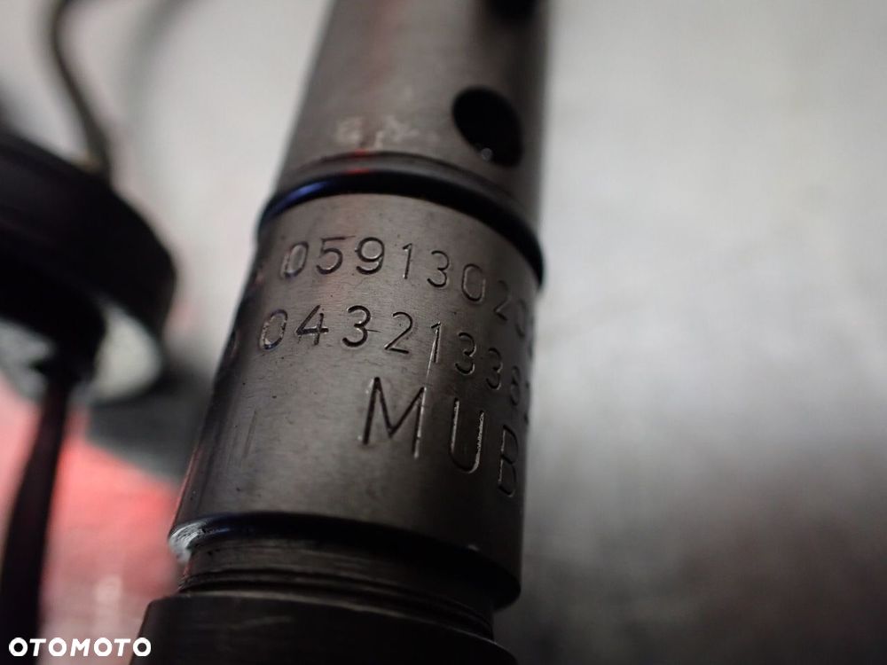 WTRYSK STERUJĄCY AUDI A6 C5 059130202B 0432133823 - 7