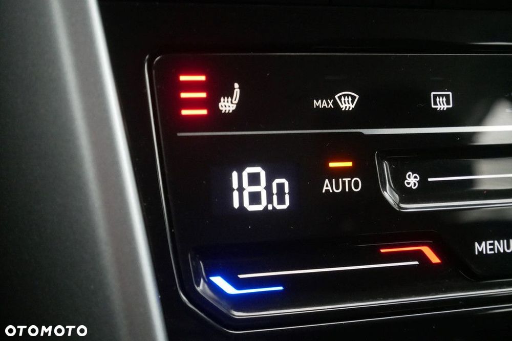 Volkswagen T-Roc 1.5 TSI Life DSG - 21