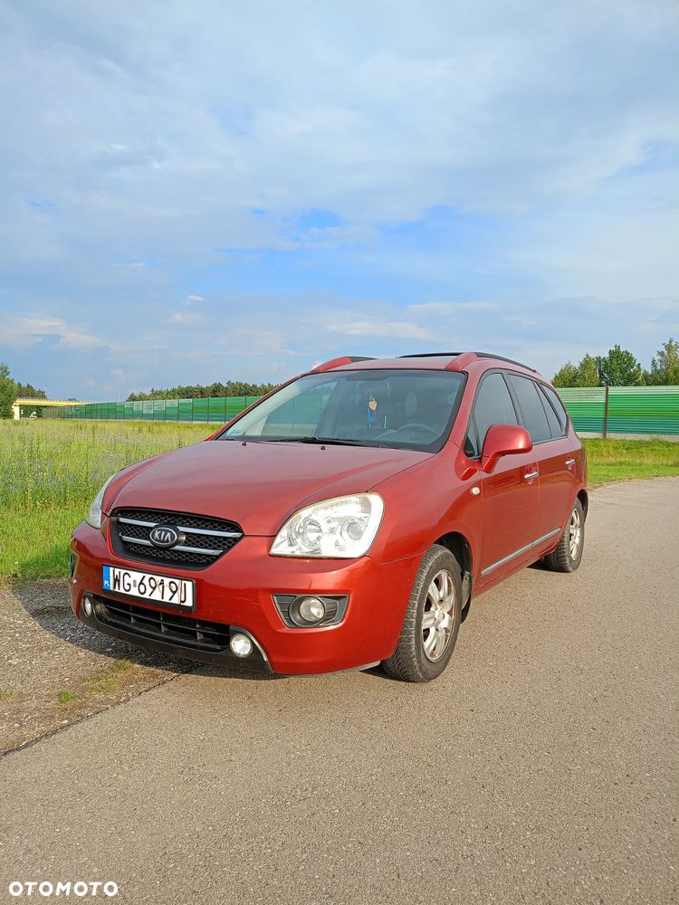 Kia Carens 2.0 EX - 1