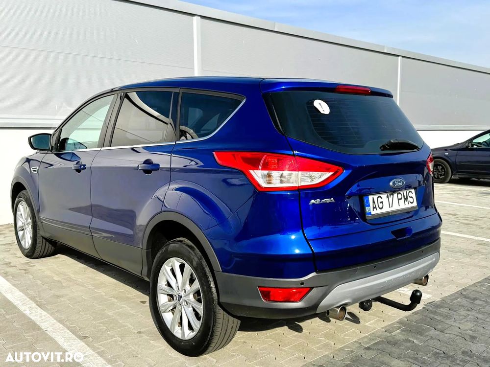 Ford Kuga 2.0 TDCi Powershift 4WD Titanium - 6
