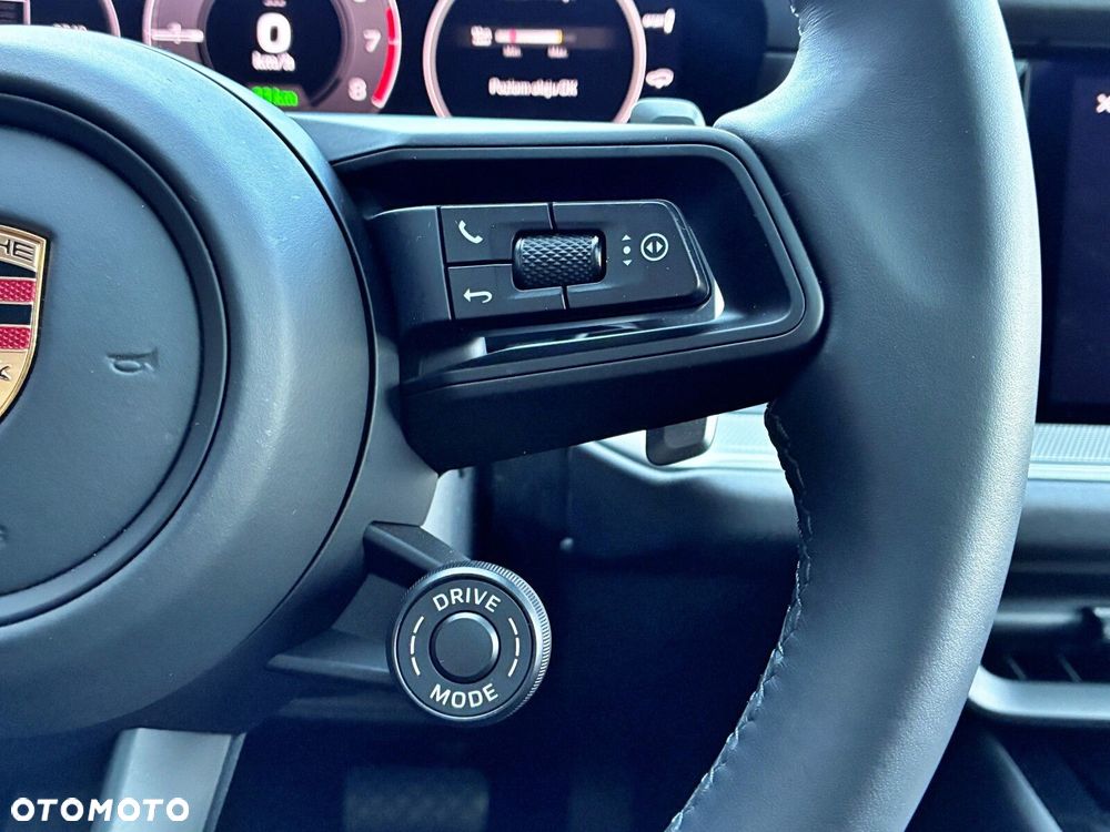 Porsche Cayenne - 29