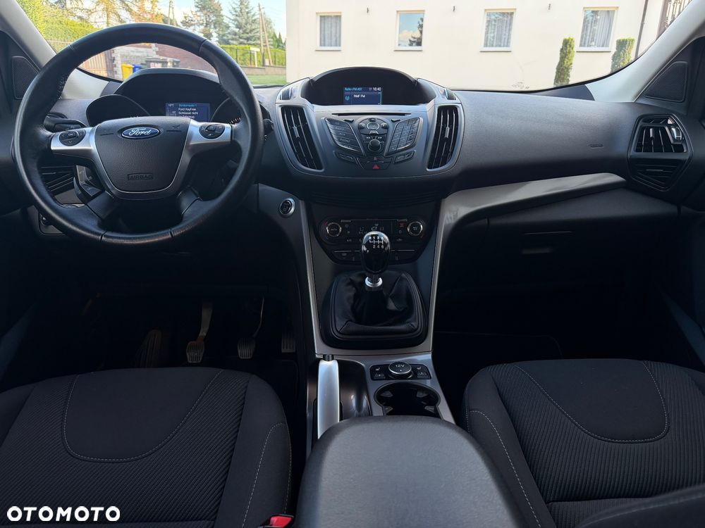 Ford Kuga 1.5 EcoBoost 2x4 Trend - 32