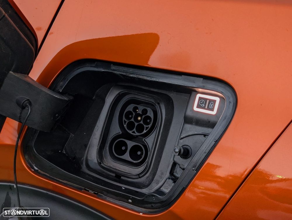 Peugeot e-2008 50 kWh GT Pack - 17