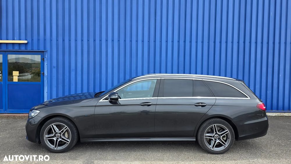 MERCEDES-BENZ E-Class 2021 — imagine 12