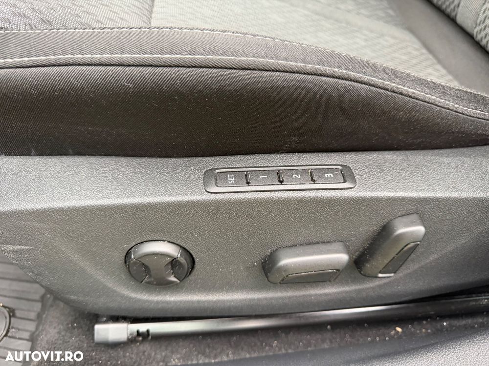 Skoda Octavia 2.0 TDI (Green tec) DSG Style - 15