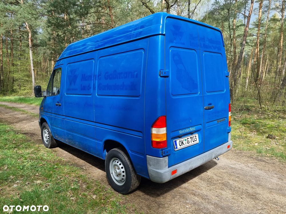 Mercedes-Benz Sprinter - 4