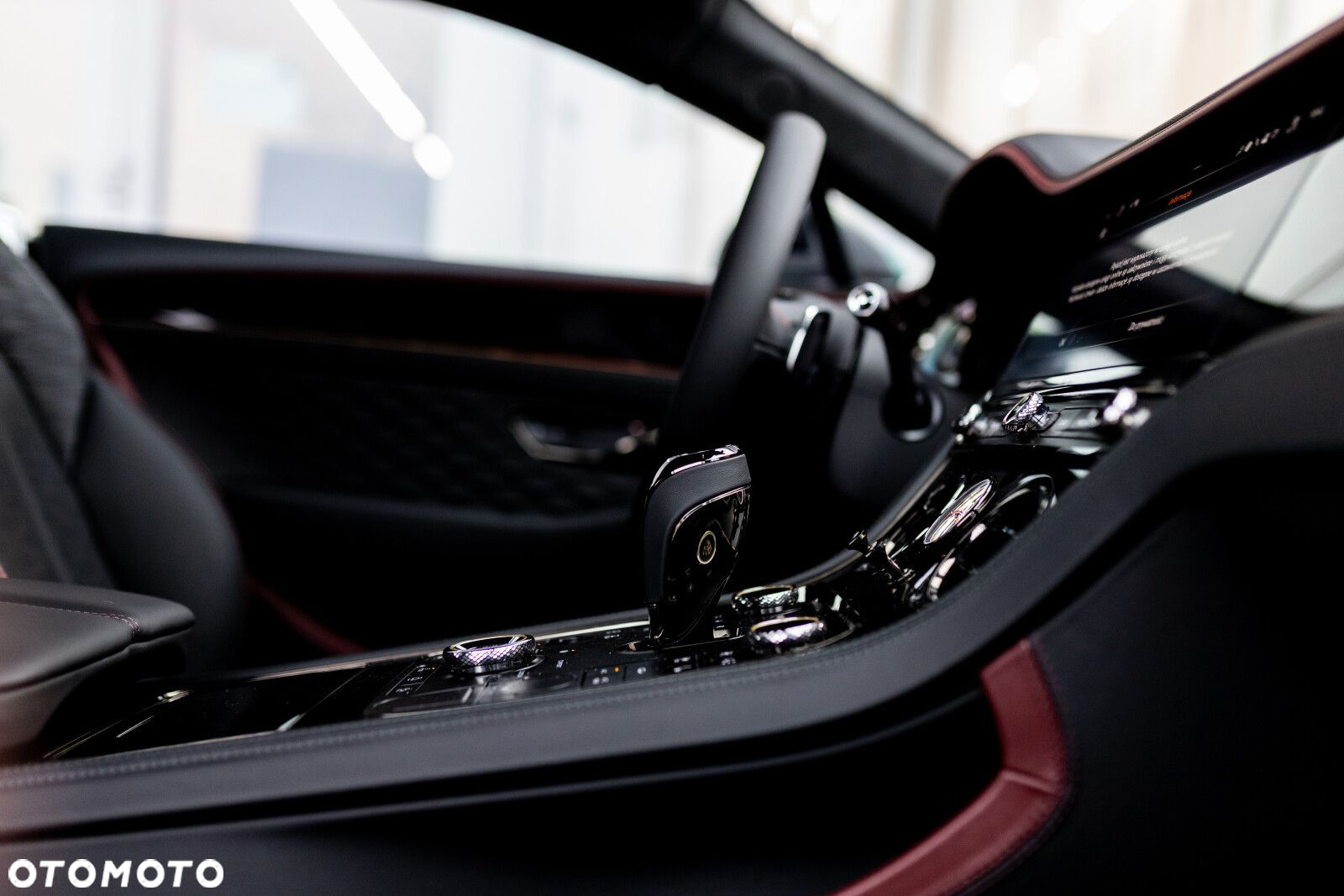 Bentley Continental GT - 12