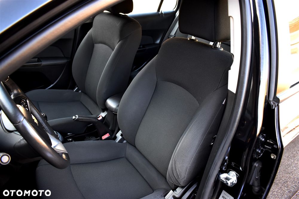 Chevrolet Cruze 1.6 LT+ - 18