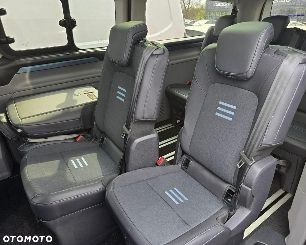 Ford Tourneo Custom - 6