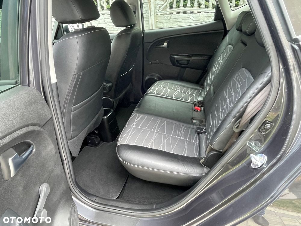 Kia Venga 1.4 CVVT Spirit - 22