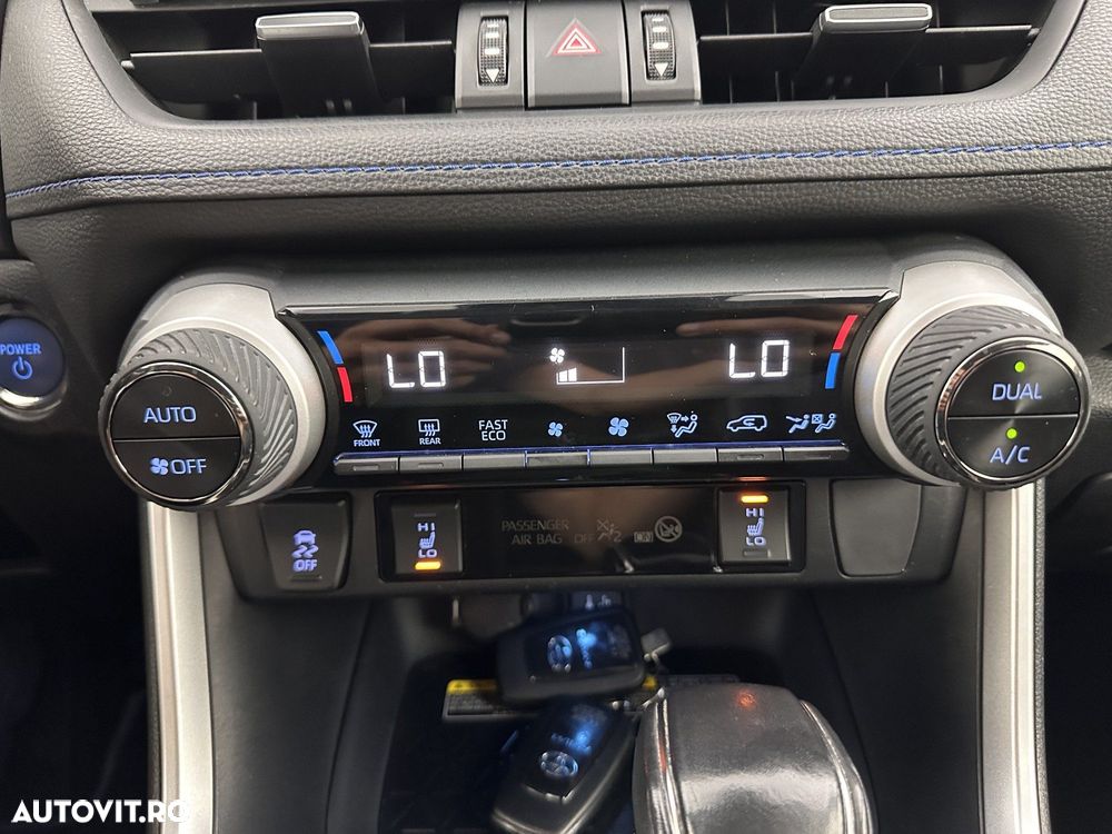 Toyota RAV4 2.5 Hybrid VVT-iE 4x4 Luxury Premium - 12