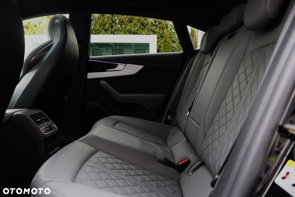 Audi A5 Sportback 40 TDI quattro S tronic edition one - 21