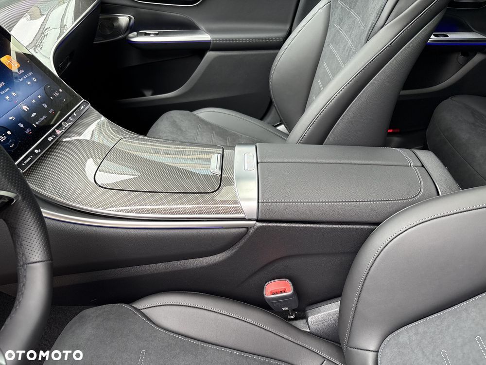 Mercedes-Benz GLC 220 d mHEV 4-Matic AMG Line - 16