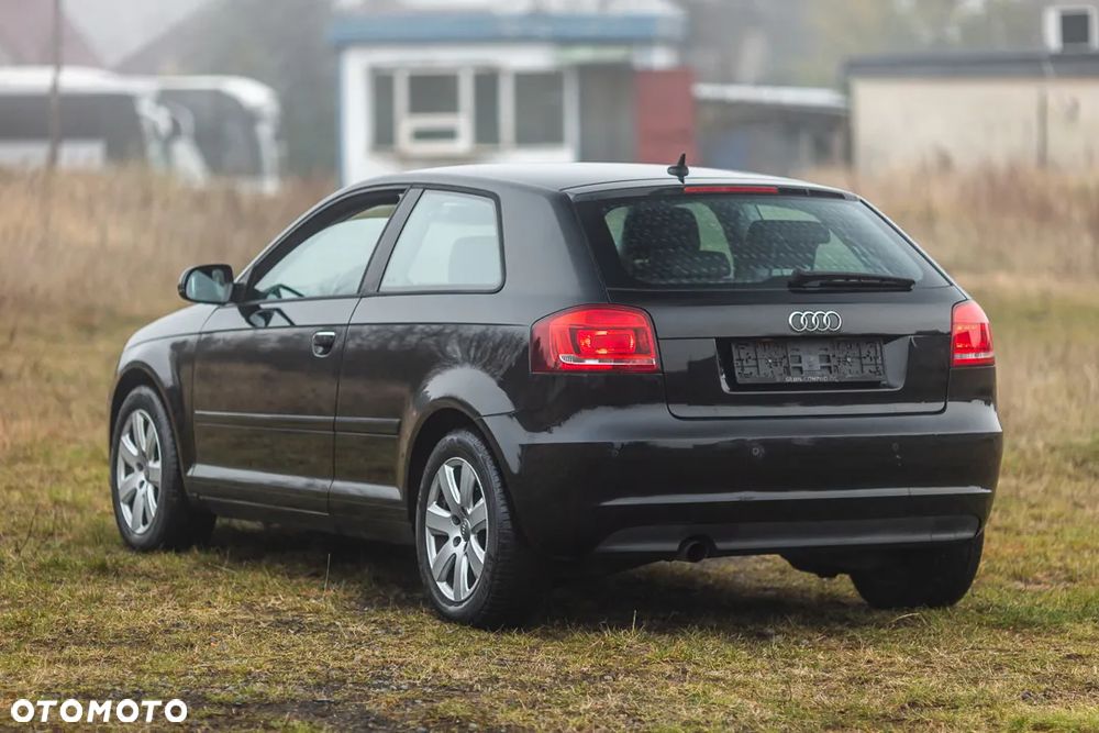 Audi A3 3-drzwiowe 2.0 TDI Ambition S tronic - 12
