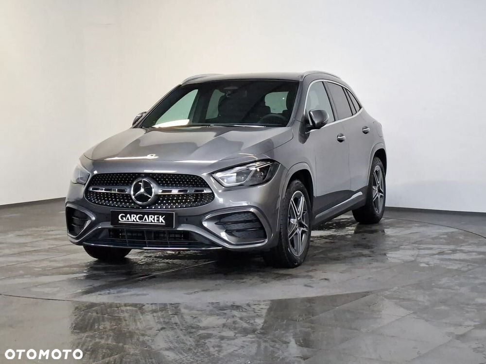 Mercedes-Benz GLA 200 AMG Line - 3