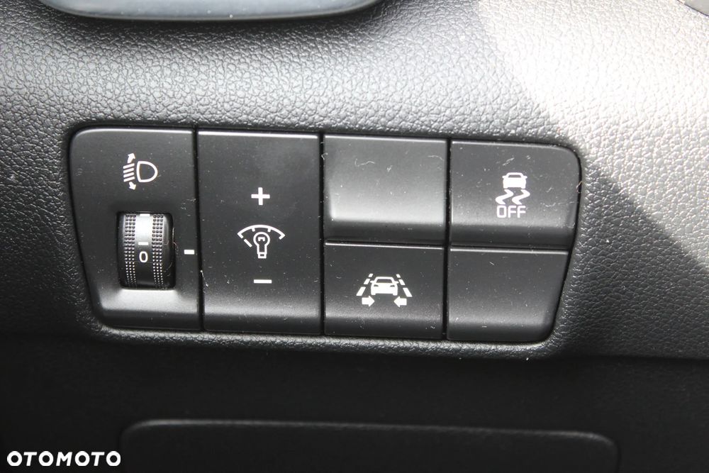 Kia Sportage 1.7 CRDI 2WD Attract - 27