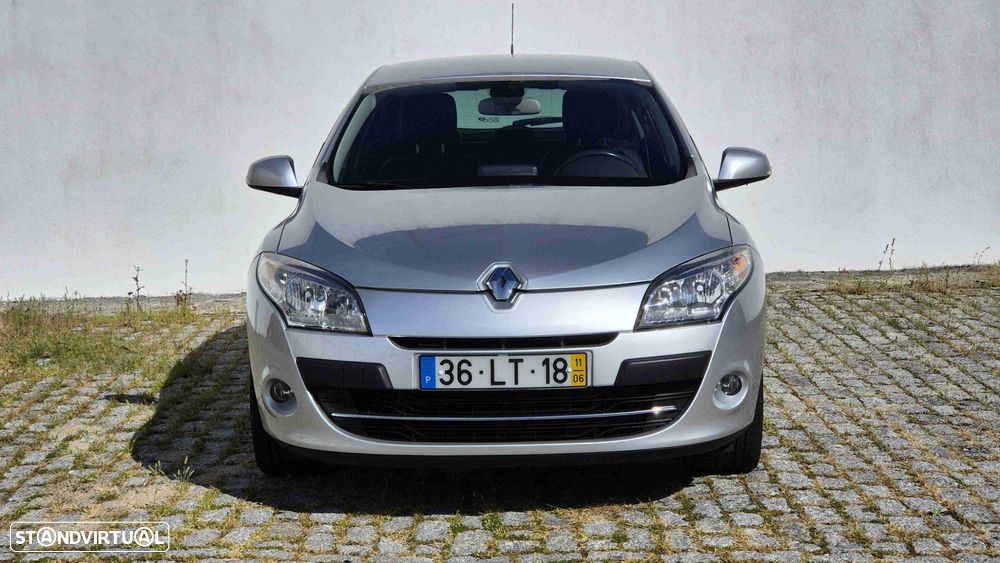 Renault Mégane 1.5 dCi Dynamique S - 2