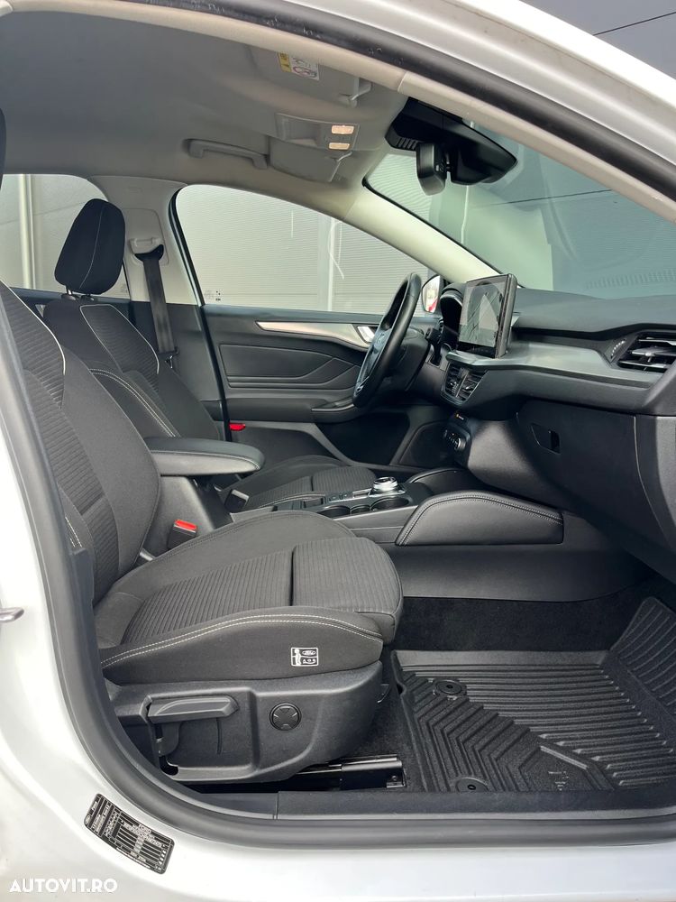 Ford Focus 1.5 EcoBlue Start-Stopp-System Aut. TITANIUM X - 17