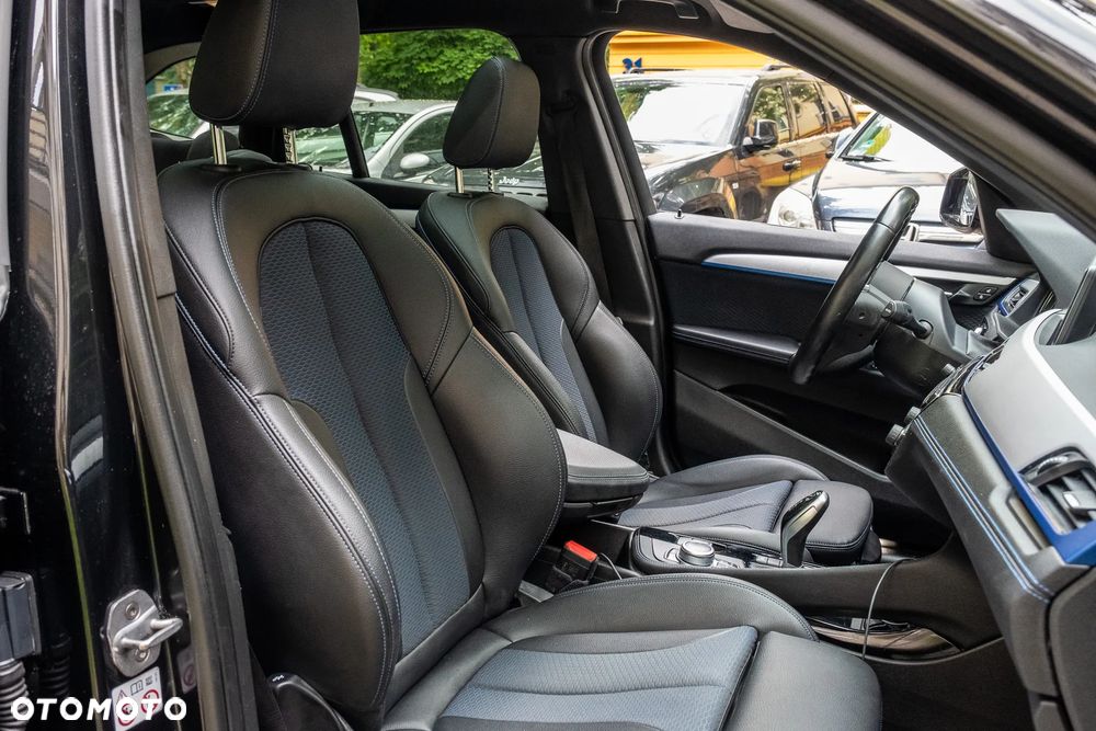 BMW X1 xDrive20i M Sport - 15
