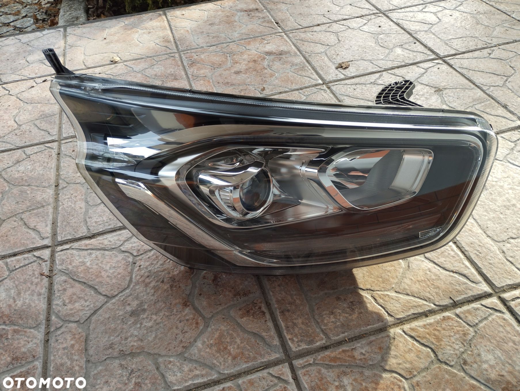 Lampa prawa Ford Transit Custom LIFT - 1