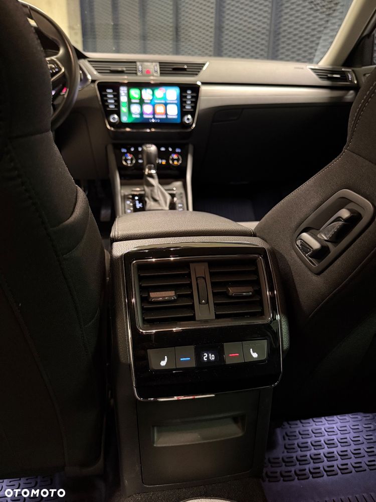 Skoda Superb 2.0 TDI SCR 4x4 Style DSG - 14
